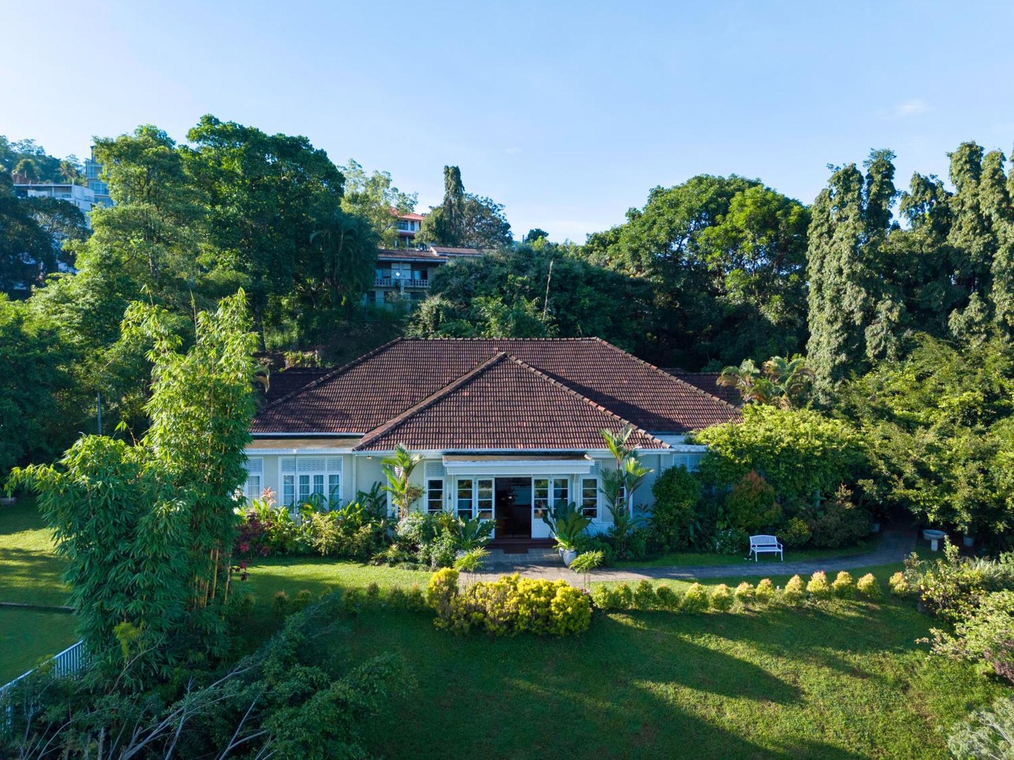 Castle Hill Bungalow Kandy Exteriör bild