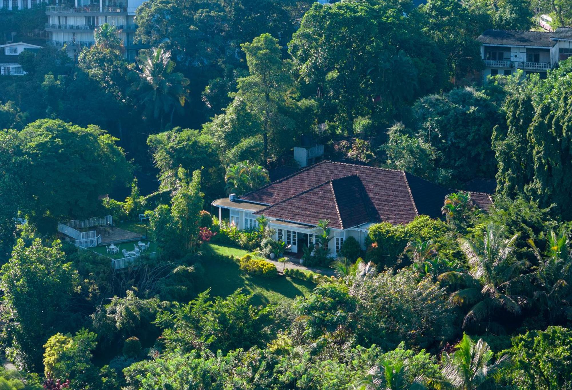 Castle Hill Bungalow Kandy Exteriör bild